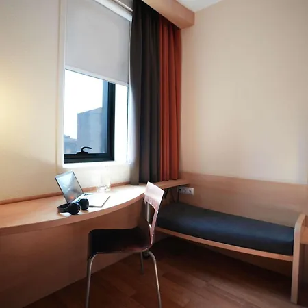 Ibis Centro Sao Bento Hotel 2*