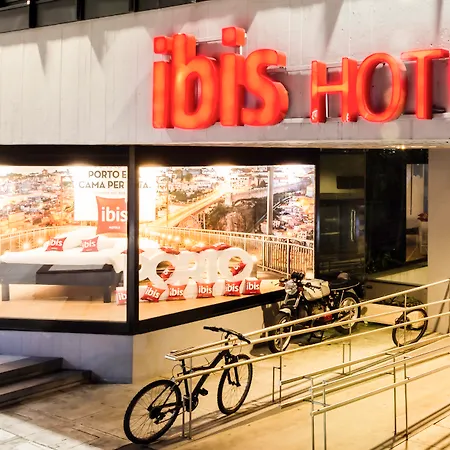 Ibis Centro Sao Bento 2*
