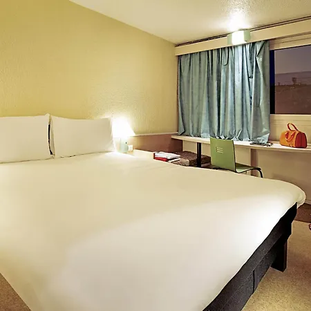 فندق Ibis Centro Sao Bento بورتو