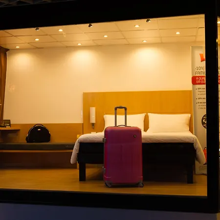 Ibis Centro Sao Bento 2* פורטו