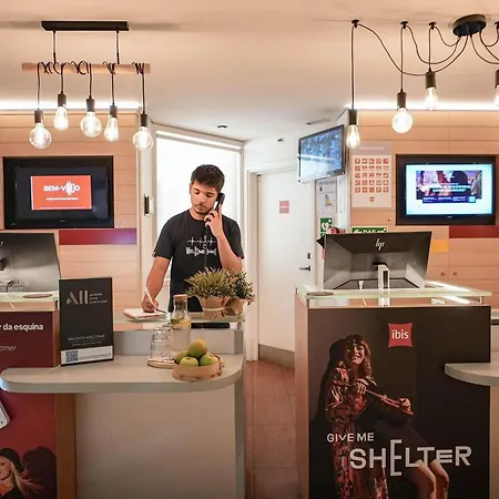 Ibis Centro Sao Bento 2*