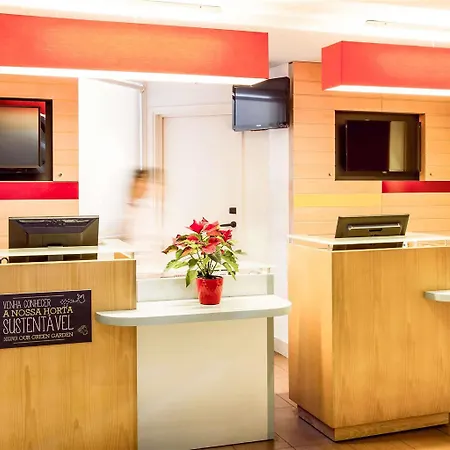Hotell Ibis Centro Sao Bento 2*