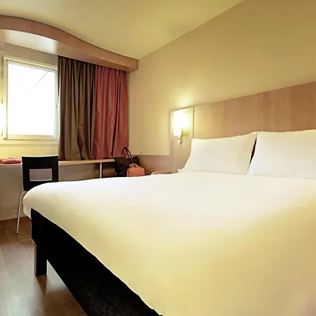 Ibis Centro Sao Bento 2*