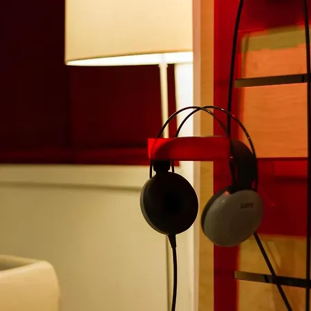 Ibis Centro Sao Bento 2*