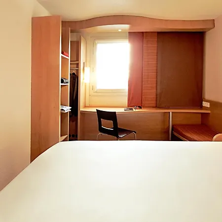 Ibis Centro São Bento Hotel 2*