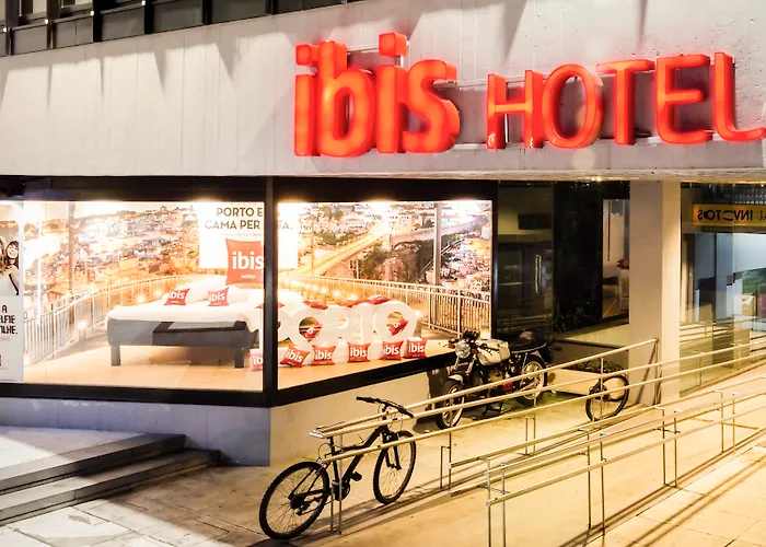 Ibis Centro Sao Bento 2*