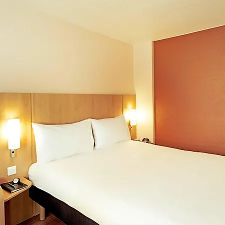 Ibis Centro Sao Bento 2*