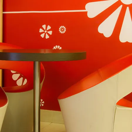 Ibis Centro Sao Bento 2*